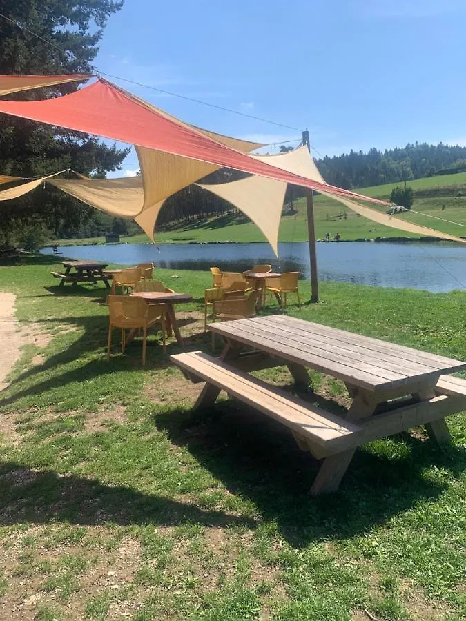 Le Cafe Creme Jardin Parking Apartment Le Chambon-sur-Lignon